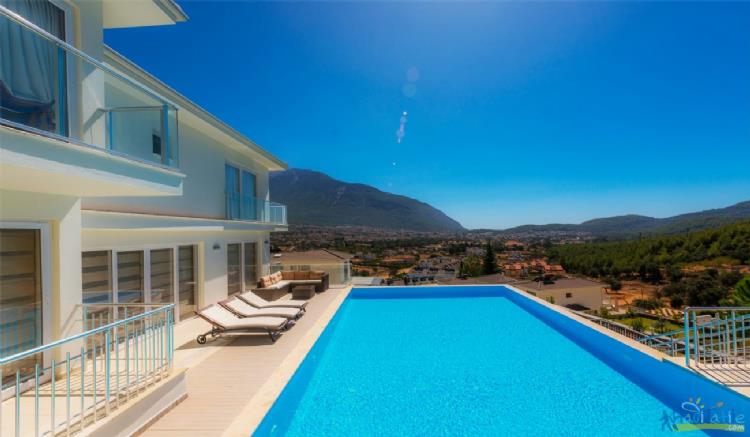 VİLLA GOLD 3-Fethiye Ölüdenizde doğa içinde özel havuzl villa 
