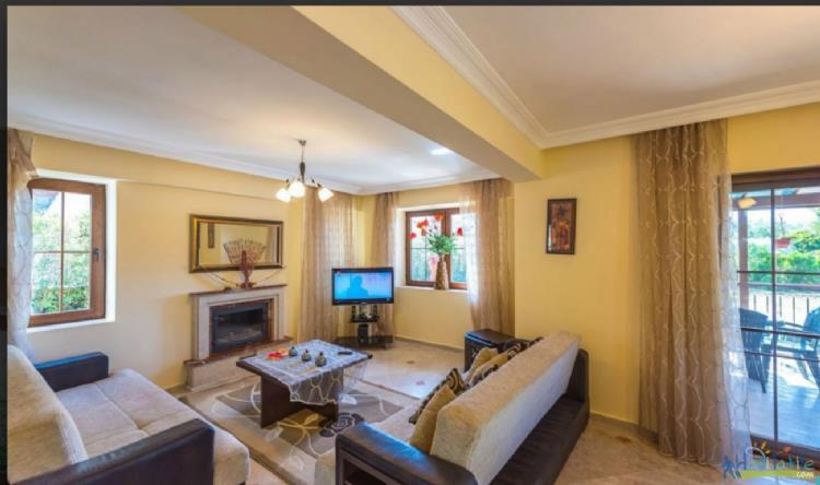 Villa Nar- doğa içinde aile villası