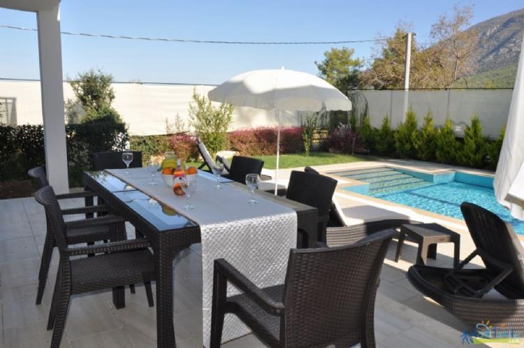 VİLLA EŞSİZ-Fethiye Ölüdeniz'de korunaklı villa