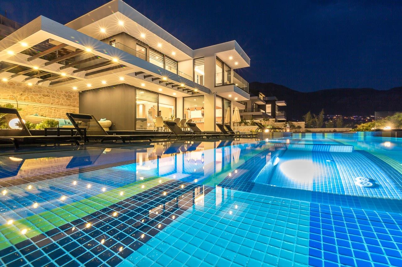 VİLLA VOG-Kalkan'da jakuzili lüks villa,