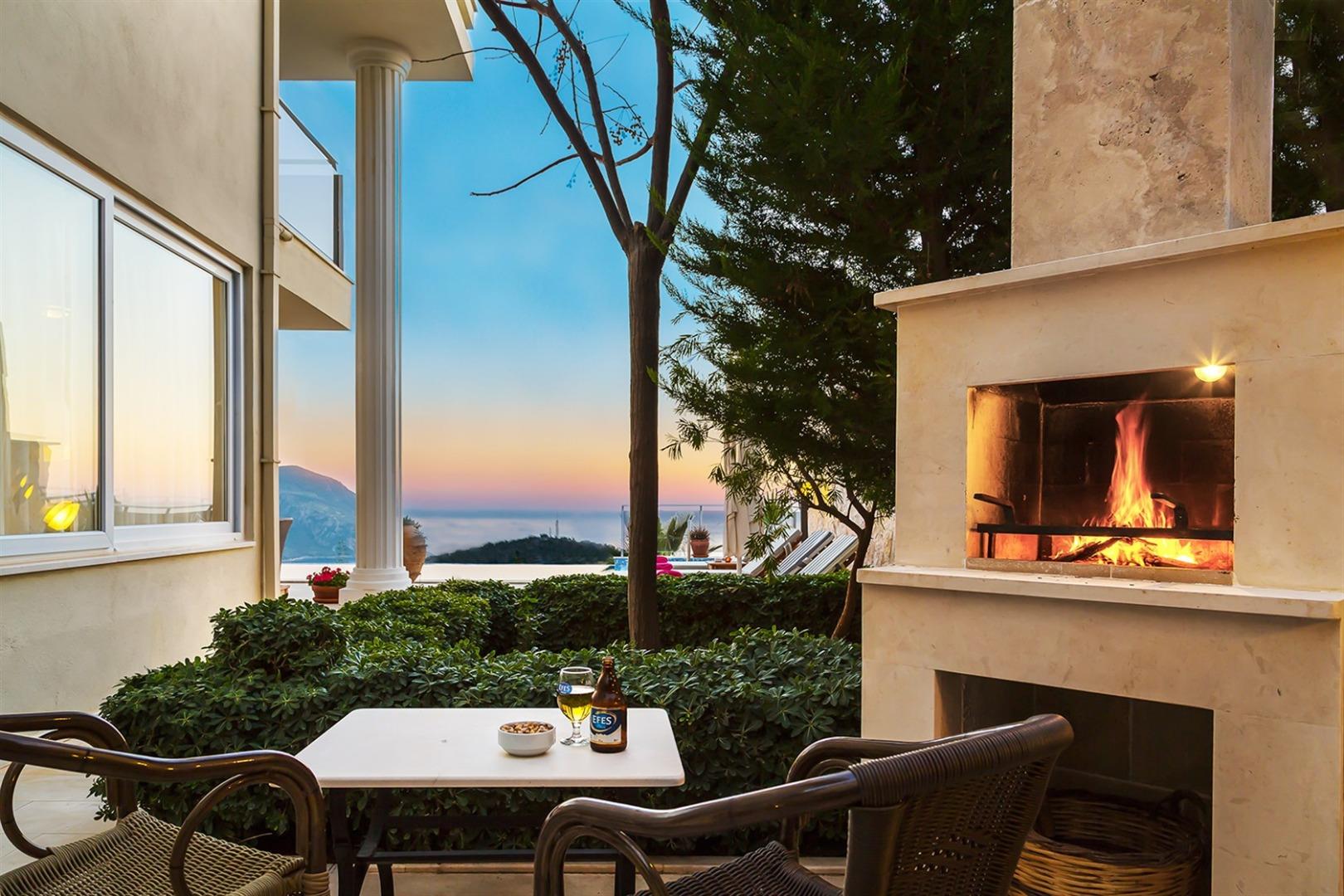 VİLLA LORD-Kalkan'da jakuzili lüks villa