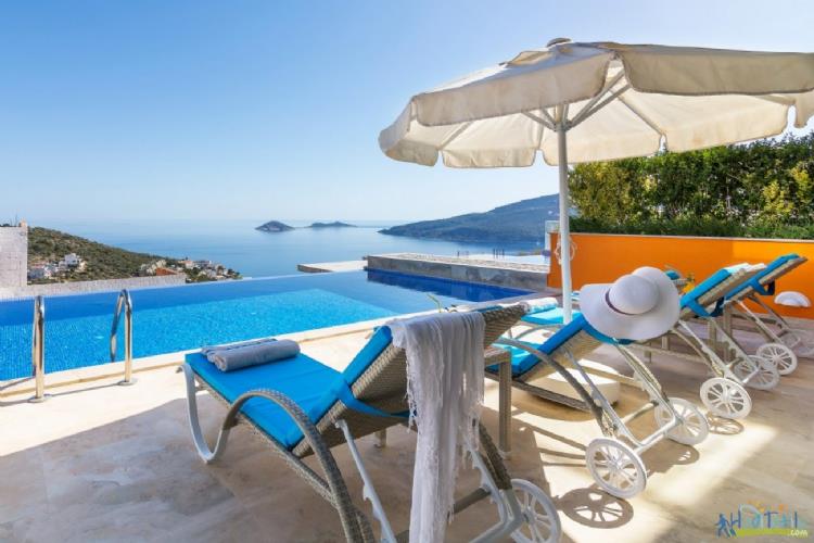 VİLLA HES-Kalkan'da bulunan lüks balayı villası