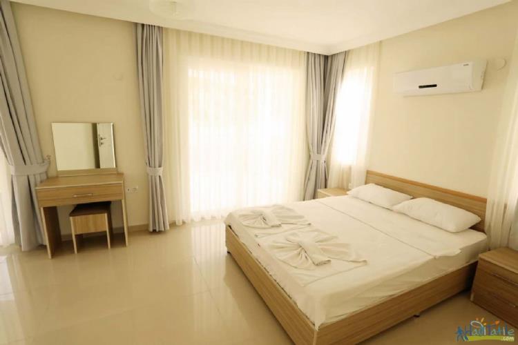 Fethiye Ölüdeniz'de doğa içinde müstakil villa