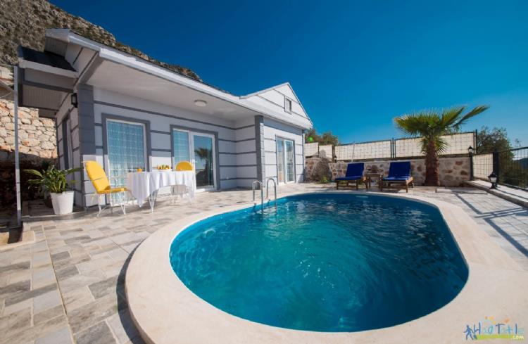 VİLLA HONEY 3- Kalkan İslamlar'da korunaklı 1+1 balayı villası