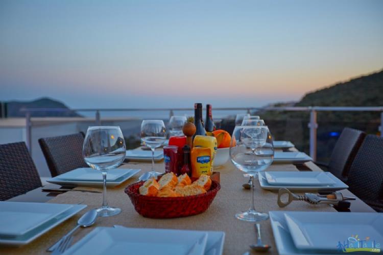 VİLLA UMUT-Kalkan'da jakuzili lüks villa