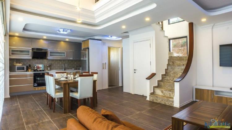 VİLLA PRESTİGE-Fethiye Ölüdeniz'de doğa içinde villa