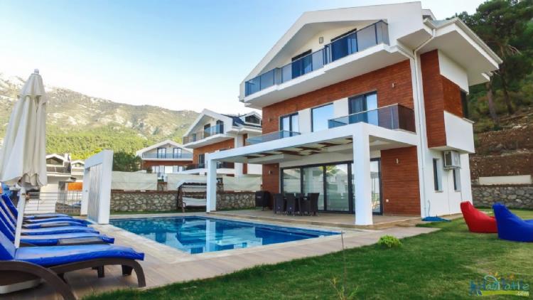 VİLLA PRESTİGE-Fethiye Ölüdeniz'de doğa içinde villa