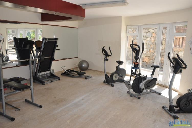 VİLLA BELOS-Fethiye Ölüdeniz'de müstakil havuzlu villa