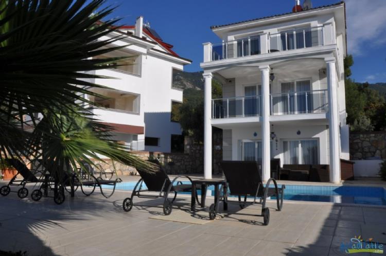 VİLLA SUnNY-Fethiye Ölüdeniz'de müstakil havuzlu villa