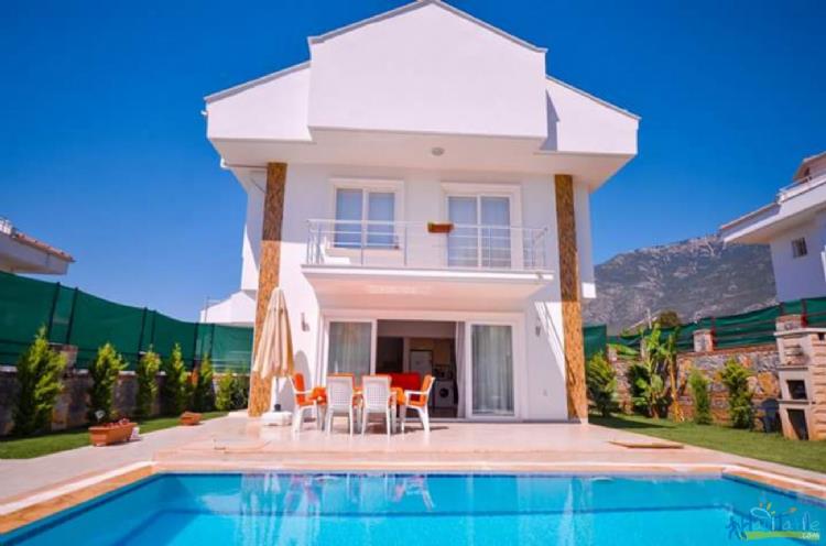 VİLLA VENİCE-fethiye ölüdeniz'de korunaklı aile villası