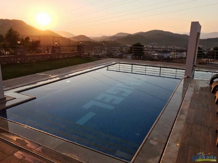 VİLLA PRESTİGE 2-Fethiye Ölüdeniz'de doğa içinde villa