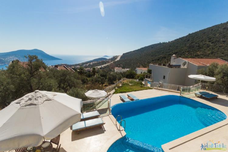 VİLLA PRENSES-Kalkan'da jakuzili lüks villa