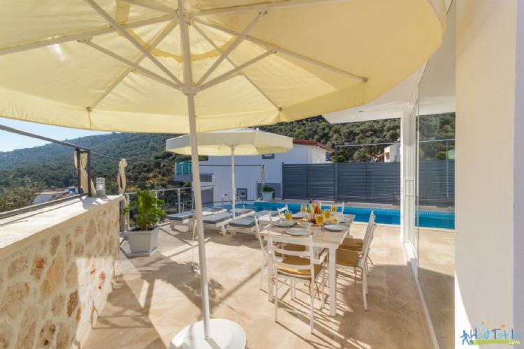 VİLLA MANGOLİA-Kalkan'da korunakli lüks villa