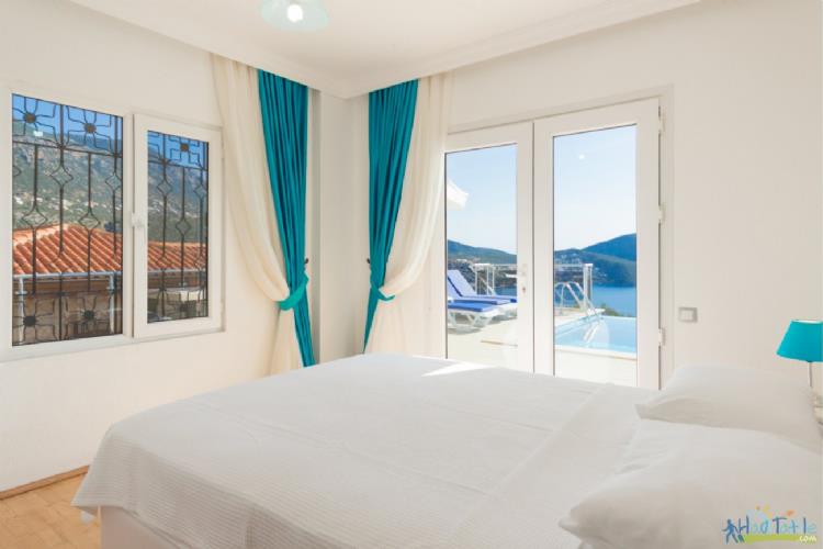 VİLLA HORİZON-Kalkan'da jakuzili lüks villa