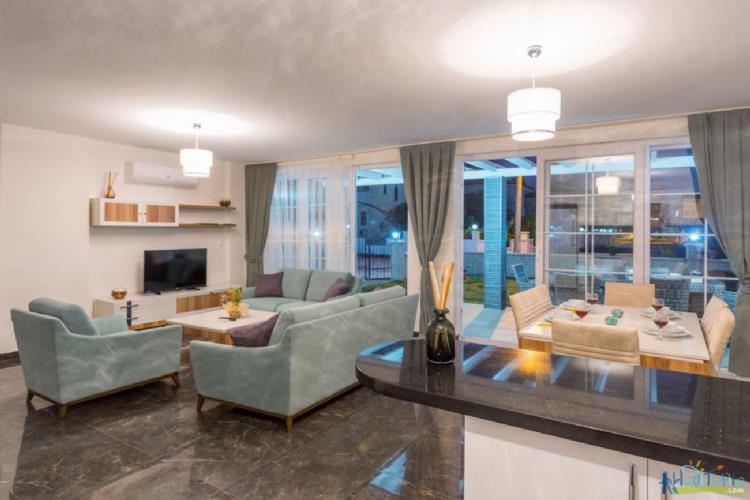 Villa lilium-Denize 500 M aile villası