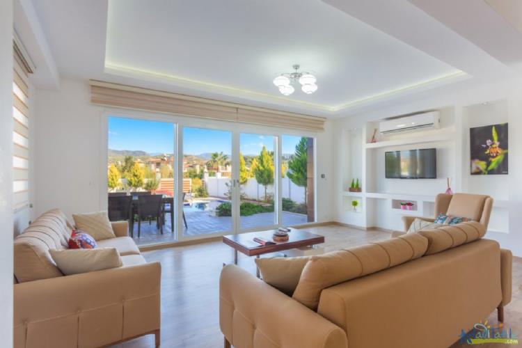Villa moon-Denize 400 M aile villası