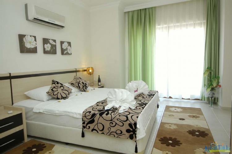 VİLLA TAŞ EV-Fethiye Ölüdenizde doğa içinde ortak havuzlu aile villası