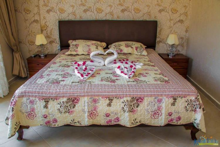 VİLLA DEFNE5-Fethiye Ölüdenizde doğa içinde ortak havuzlu aile villası